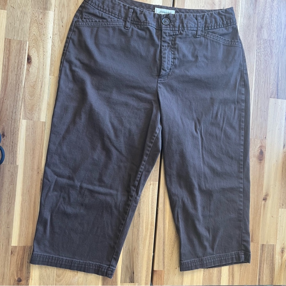 St. John’s Bay Brown Stretch Capri Pants Size 14 - Picture 1 of 5